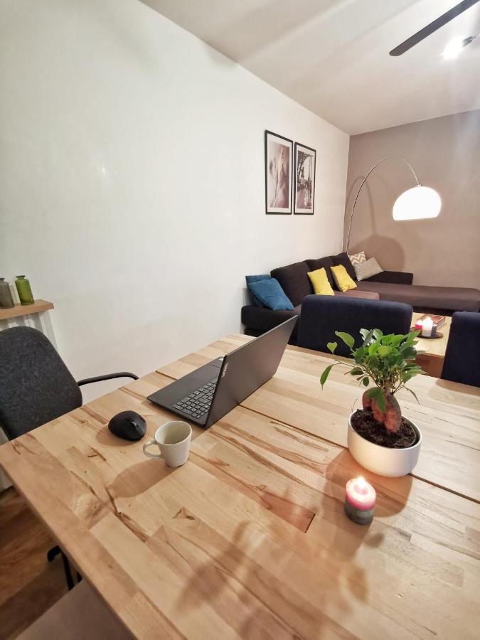 Le Calme Du Sentier - Marne Apartman Noisy-le-Grand Kültér fotó