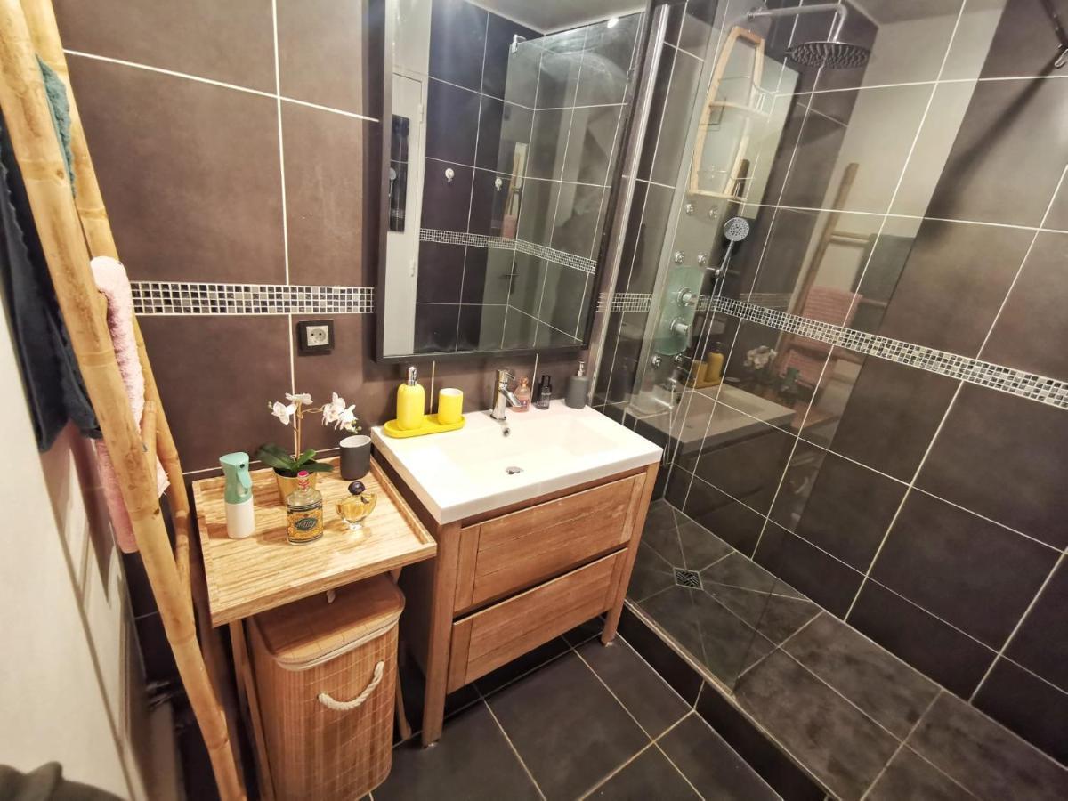 Le Calme Du Sentier - Marne Apartman Noisy-le-Grand Kültér fotó